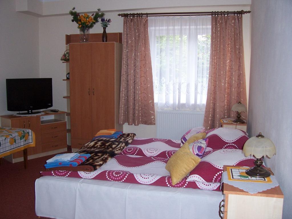 Villa Gosciniec Nad Stawem Szczytno  Habitación foto